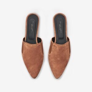 Oliver Cabell Dream Mule Color: Caramel Size: 7.5/38